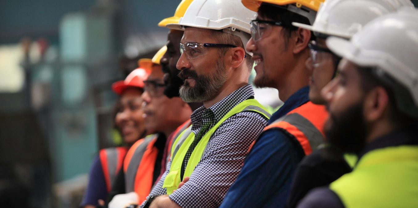 Engineer,Team,Full,Skill,Quality,For,Maintenance,And,Training,In